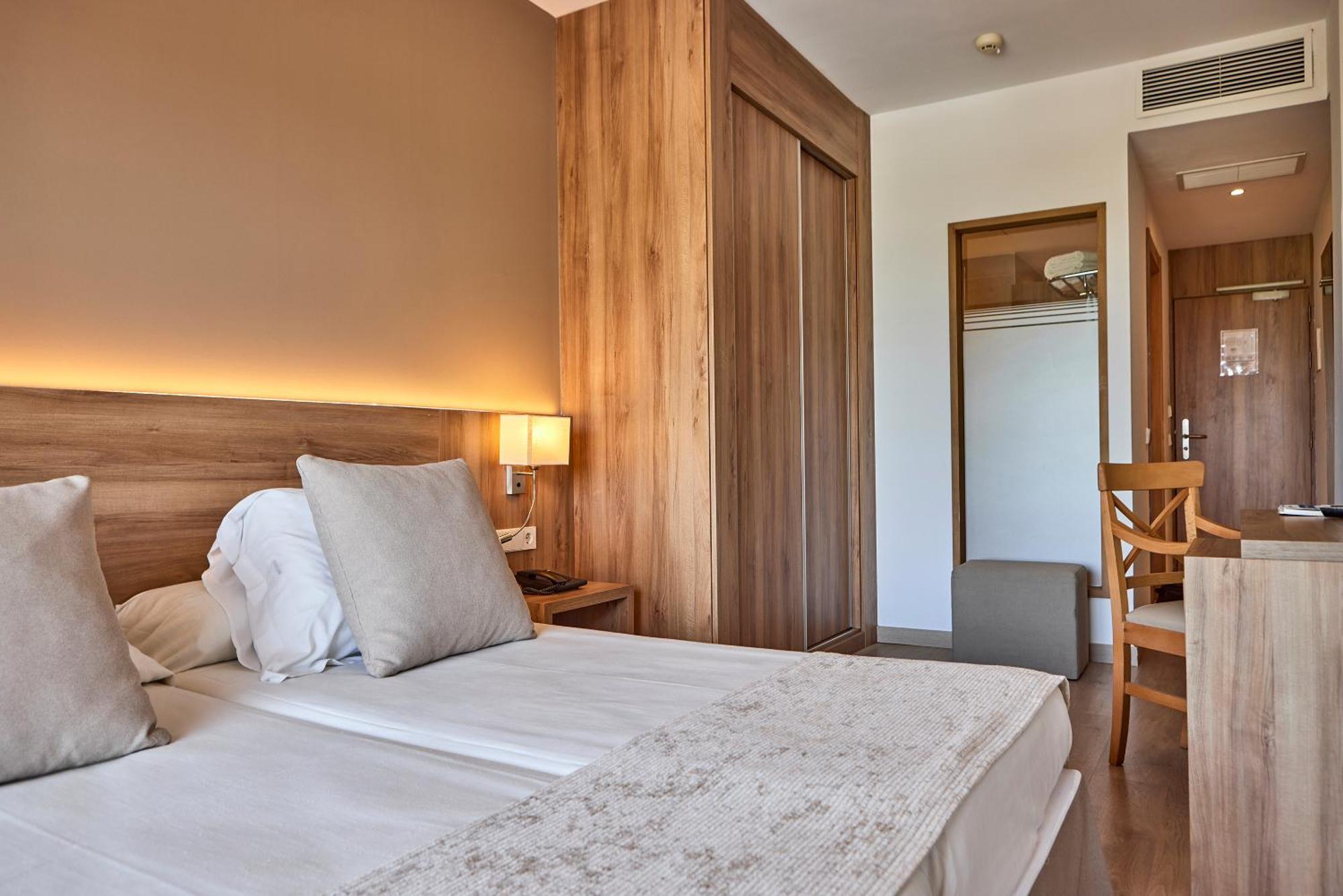 Hotell Playa Golf - Adults Only 4*